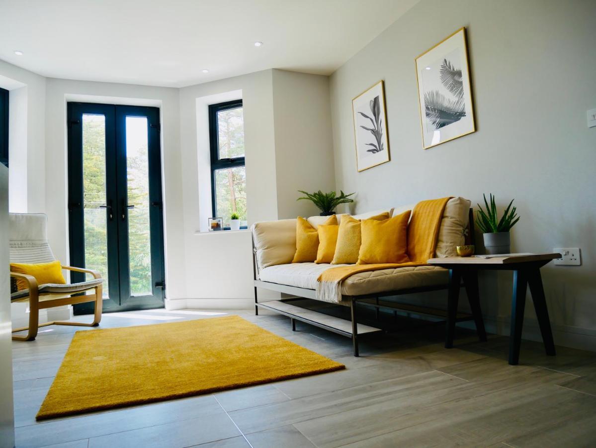 Beautiful Alumpointe Apartment - 400M To The Beach Bournemouth Exterior photo